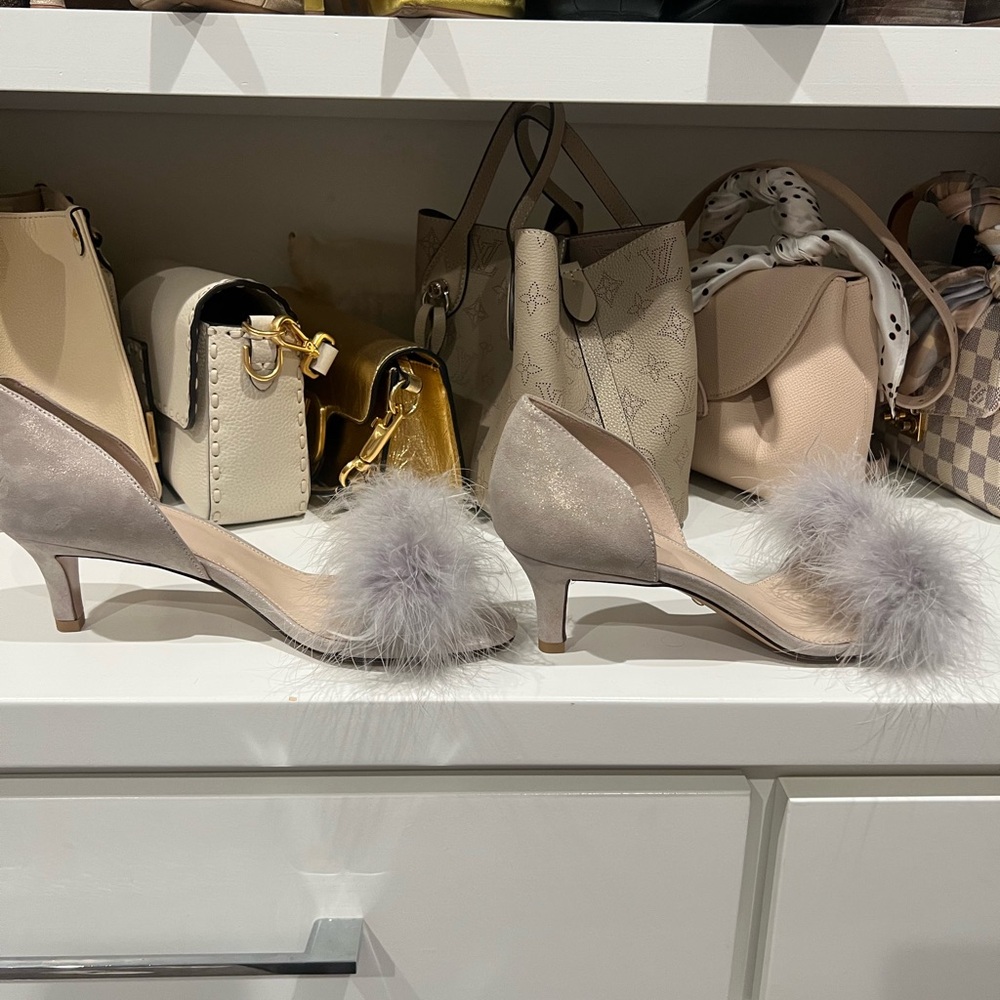 Super Fun Gray Kitten Heel with Feather Detail